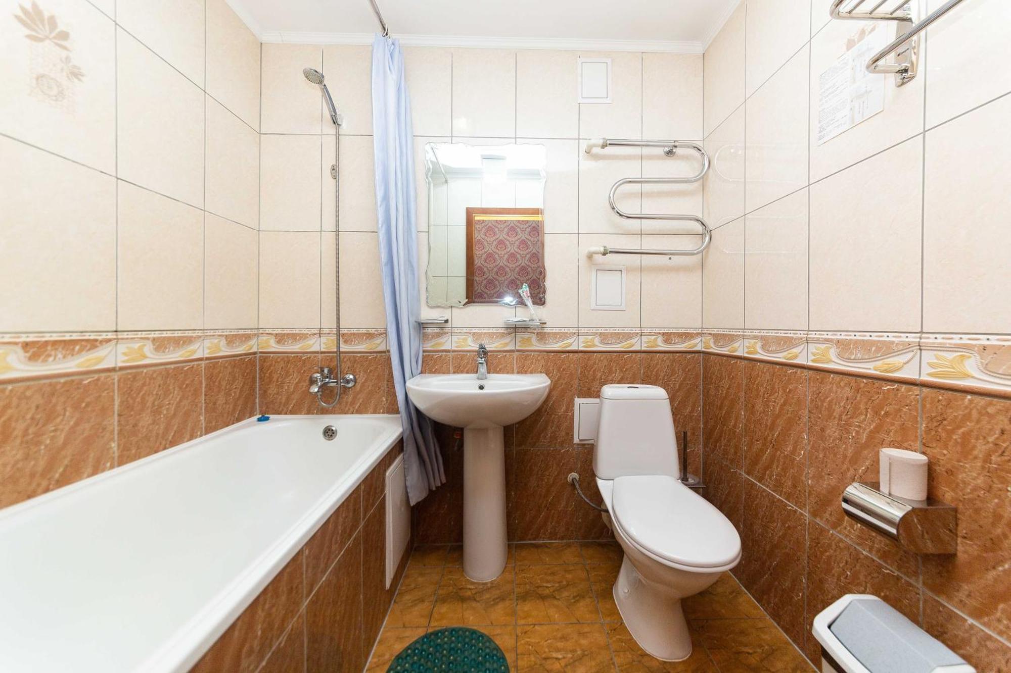 O Azamat Hotel Asztana Kültér fotó